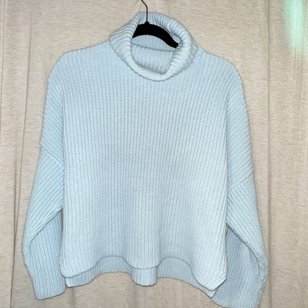 Abercrombie & Fitch Light Blue Turtleneck Sweater